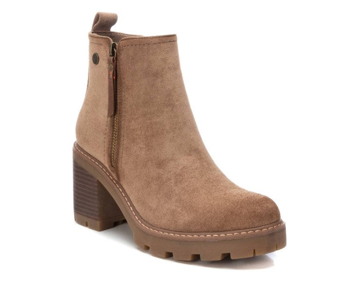 Botin Antelina Camel